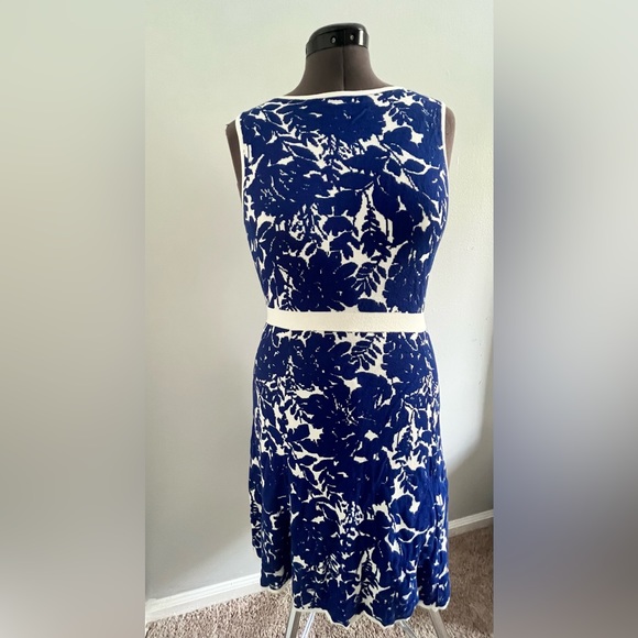 Ann Taylor Blue White Floral knit sleeveless tank dress sweater - Picture 2 of 3